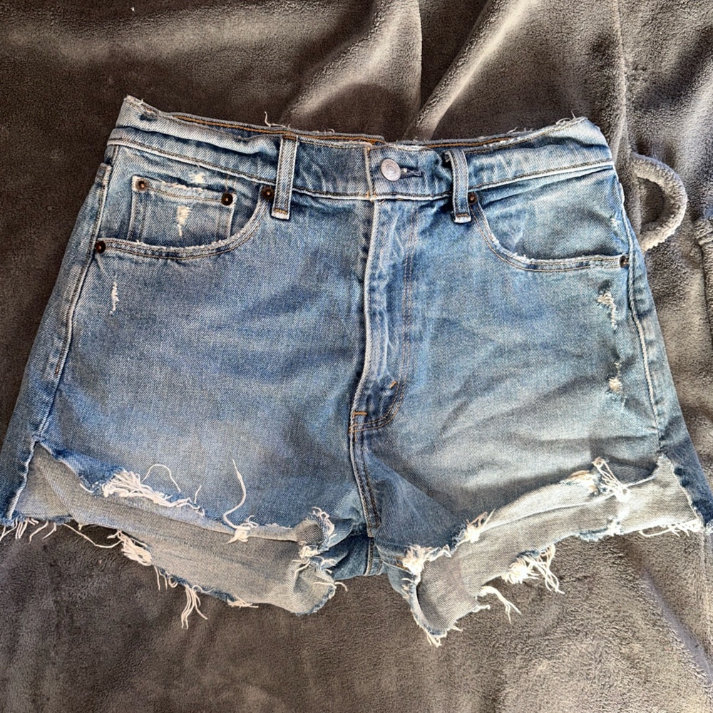 Abercrombie & Fitch The Mom Shorts High Rise